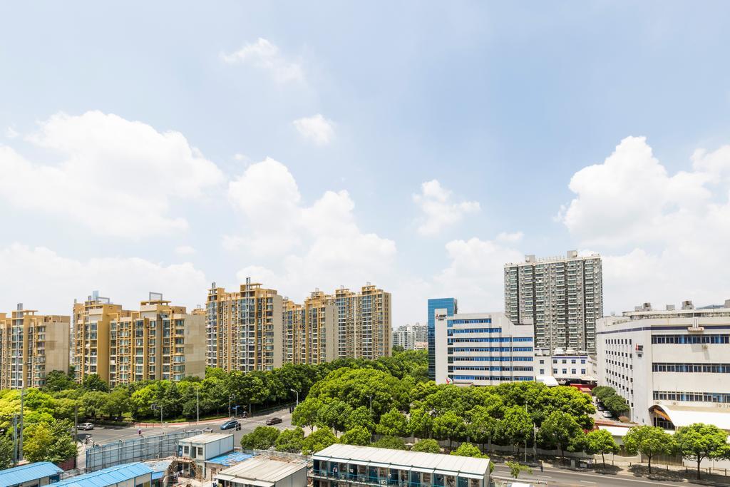 J Apartment Century Park Branch Shanghái Exterior foto